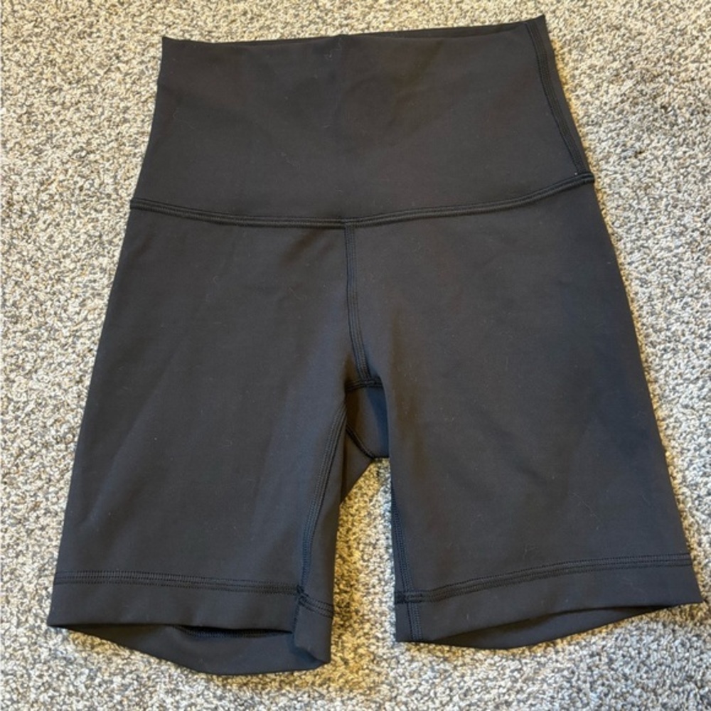 Lululemon Wunder Train Short
